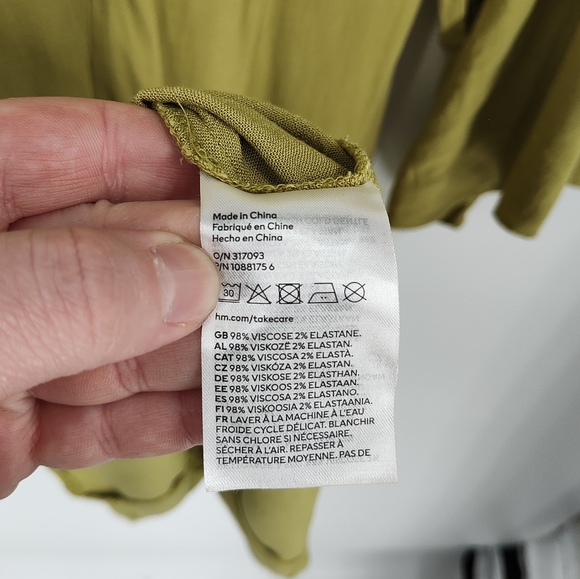 H&M | wide sleeve dress - Picture 5 of 5